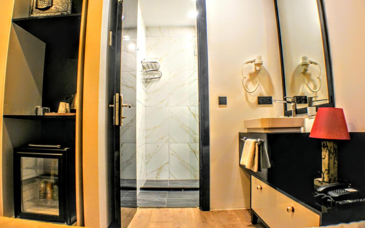 Vvr Hotel Istanbul Exterior foto